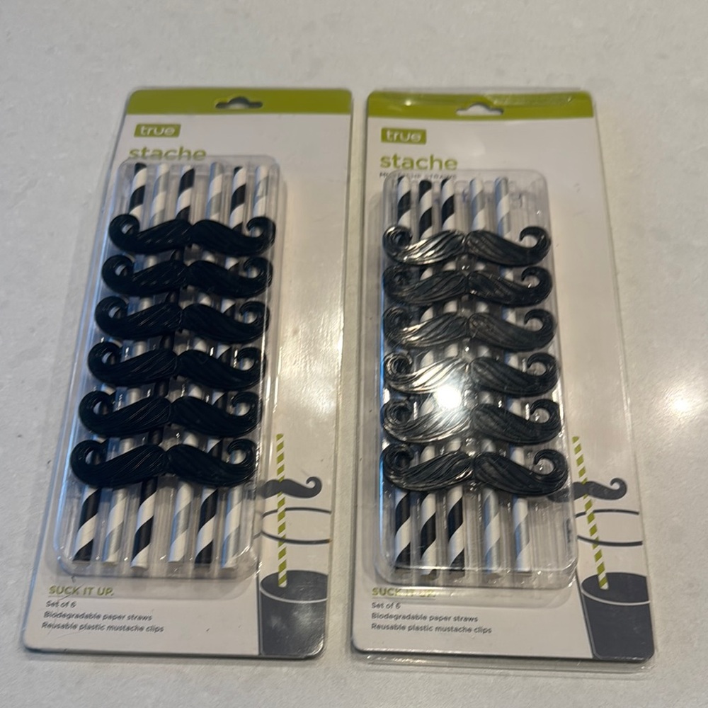 True & Co. Black Mustache Straws